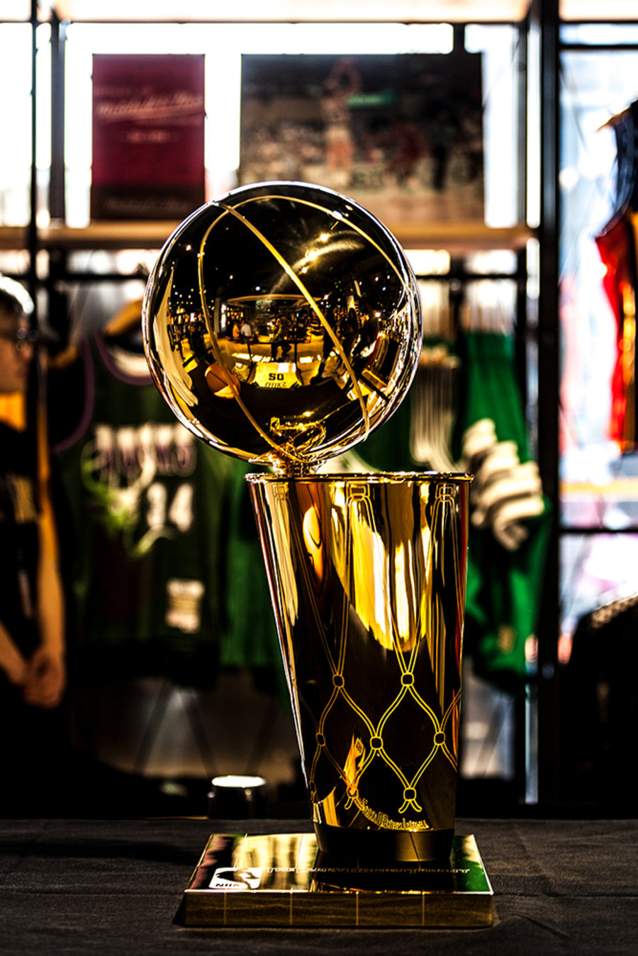 NBA总冠军球队到底给几个奥布莱恩杯？这事儿没那么简单